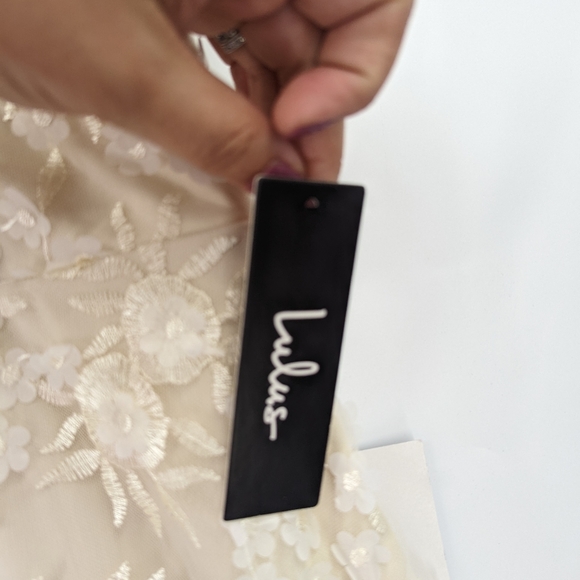 NWT LULU'S Flourishing Embroidered Lace Fit & Flare Midi Dress - Picture 6 of 10